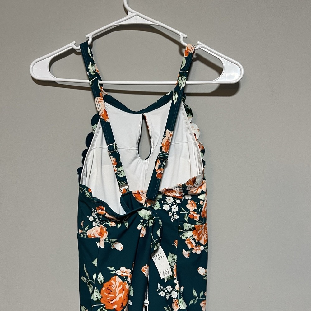 Cupshe Womens Size XL Green Floral Print Cross Back One Piece Swimsuit NWT - Picture 5 of 7